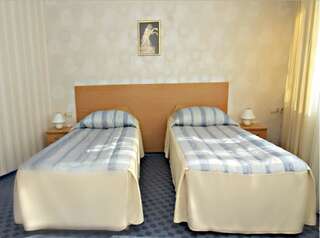 Отель Hotel Vienna Силистра Двухместный номер с 2 отдельными кроватями-4